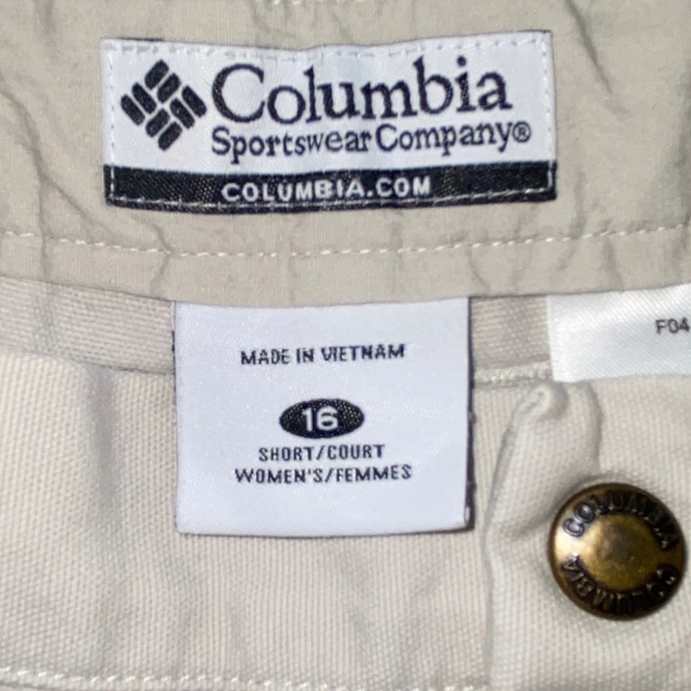 Columbia Khaki Stonewashed Pants - Picture 2 of 5